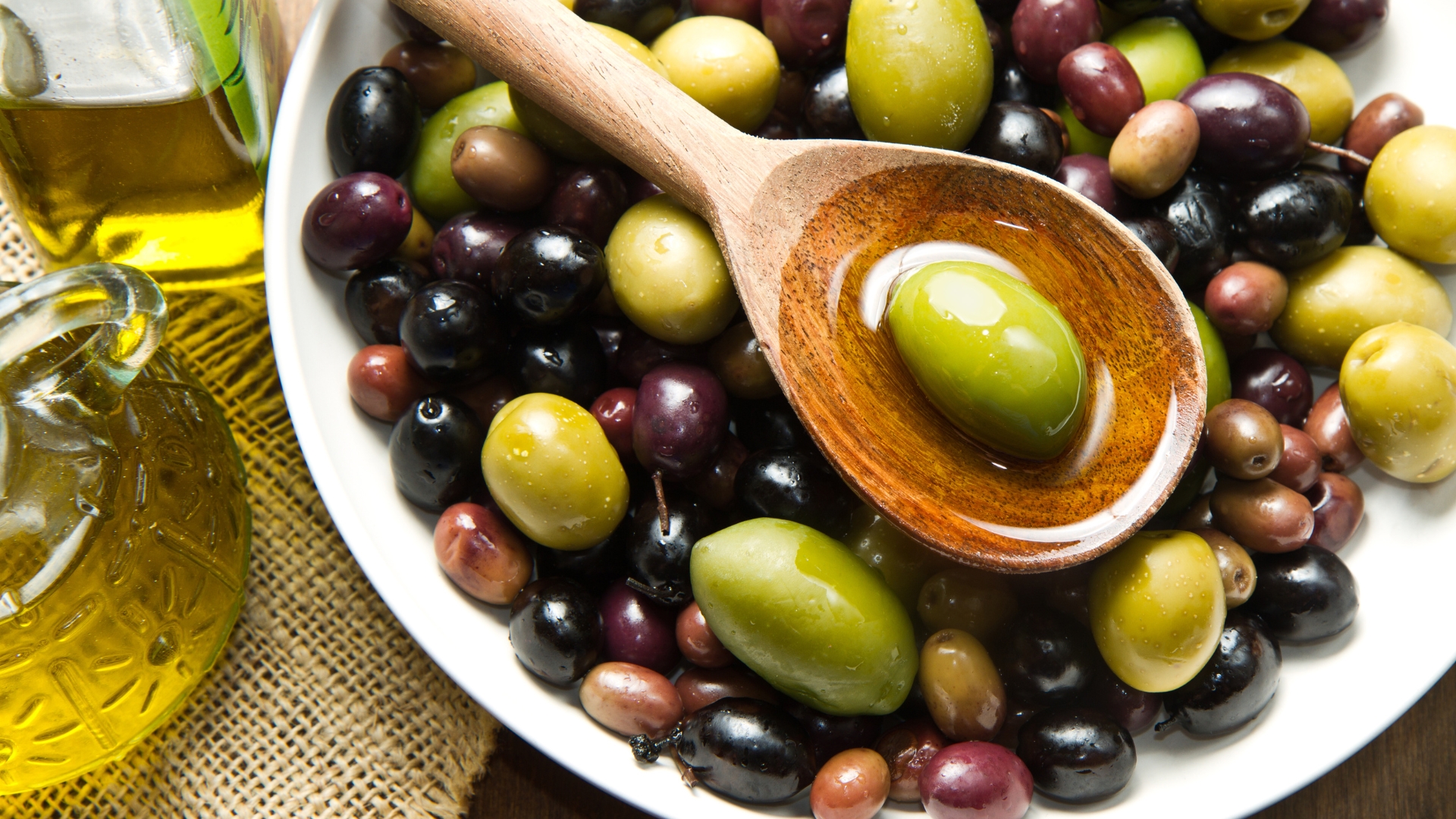 why olive oil is good for you simple facts and benefits