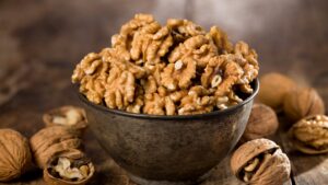 How walnuts are good for the brain?