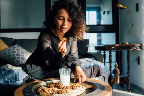 What Happens When You Eat 2–3 Dates Daily?