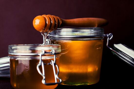 Doctors Won’t Tell You This Surprising Honey Hack