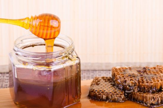 The Weird Way Honey Affects Your Brain While You Sleep