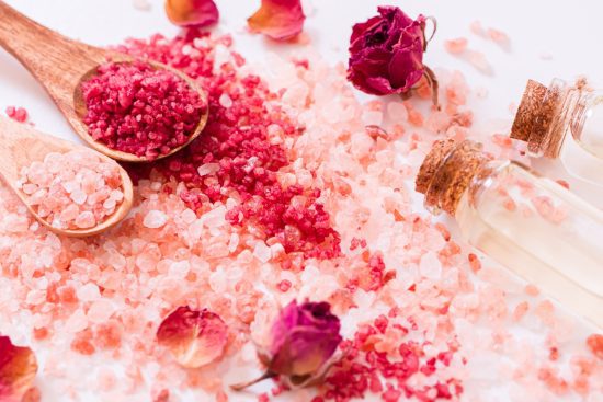 Why Some People Swear by Rock Salt for Detoxing (2)