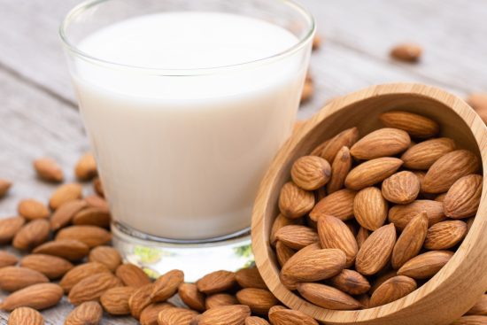 Benefits of almond milk for skin