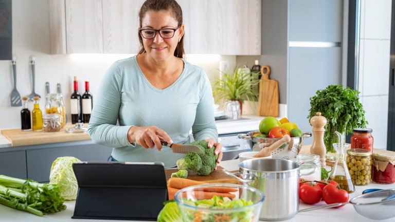 How to Get Started with Healthy Meal Preparation-min