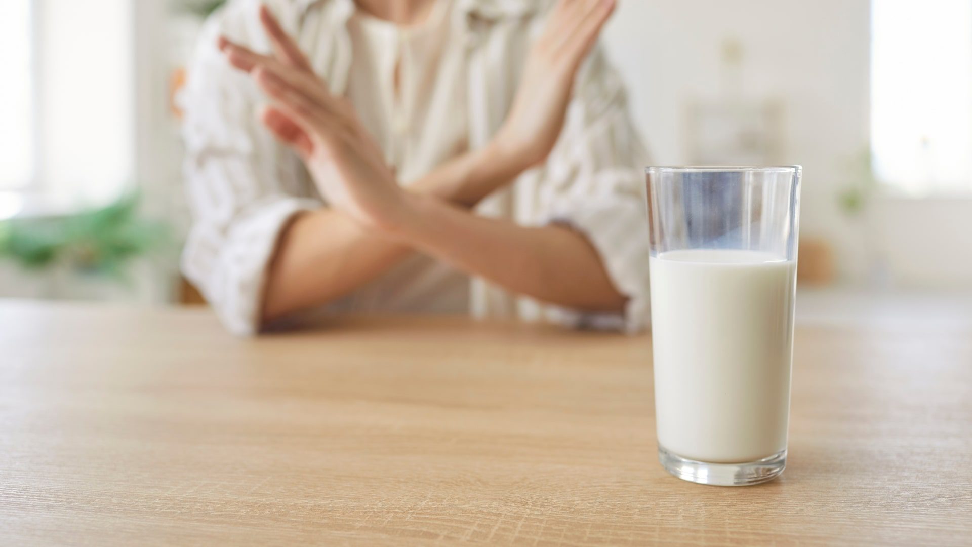 Is milk really good for you 6 types of people who should avoid it-min